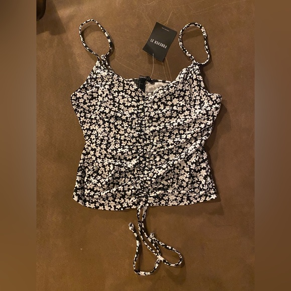 Women’s Small Forever 21 floral crop tank - Picture 1 of 5